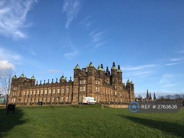 1 bedroom flat in Donaldson Drive, Edinburgh, EH12 (1 bed) (#2763636)