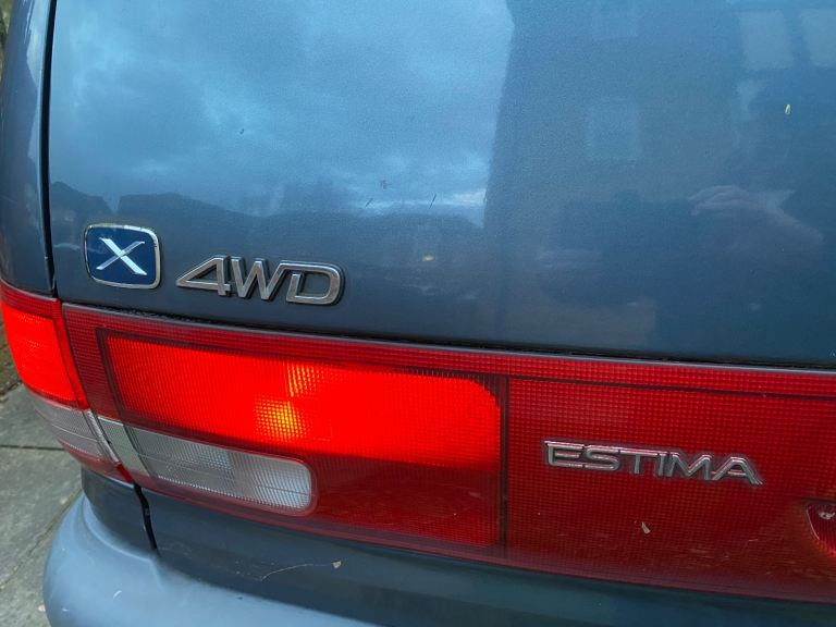 TOYOTA ESTIMA LUCIDA ENIMA JDM PARTS BREAKING EXPORT 4x4 AUTO