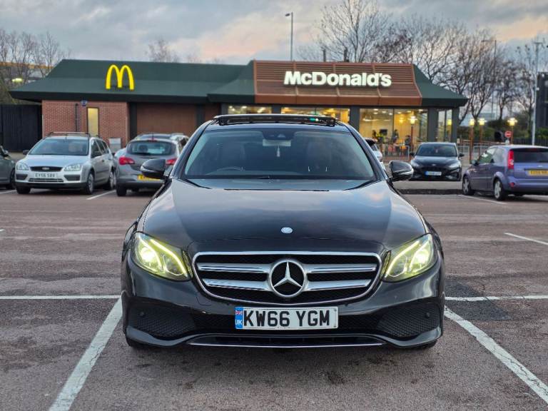 Mercedes-Benz E220 2017 premium sunroof- e class 