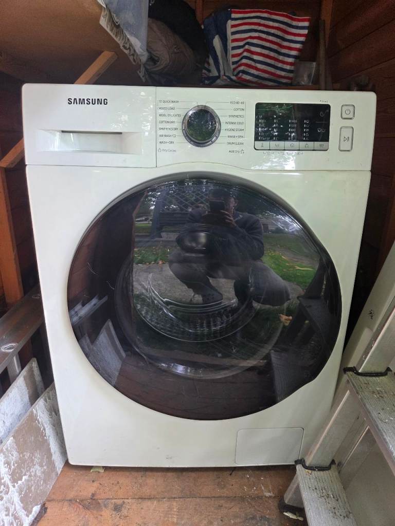 Samsung Washer Dryer – Good Condition