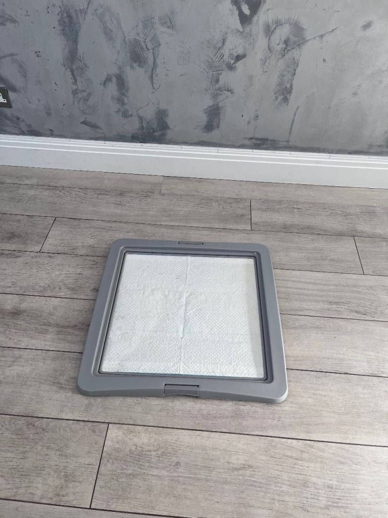 Puppy Pad Tray Holder – £5
