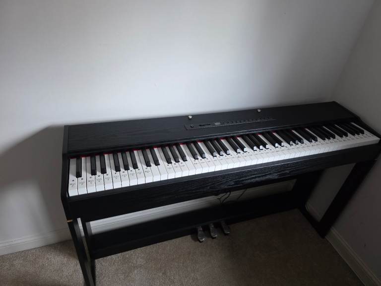 Perfect Digital Piano - Ideal for beginners 