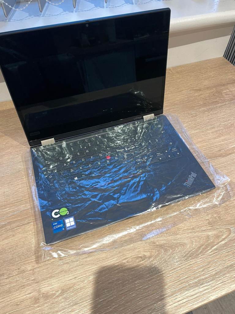 Lenovo i5 Yoga Laptop TouchScreen 2in1 Tablet Core 4.2GHz Windows11 IPS FHD - Can deliver
