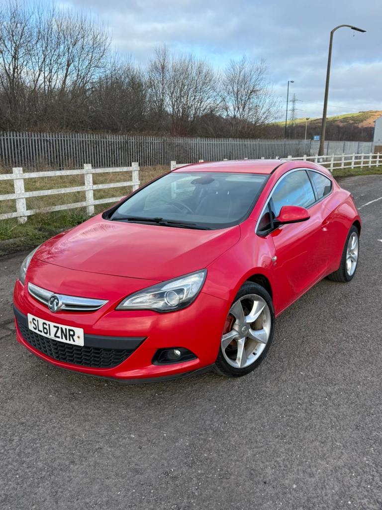 Vauxhall, ASTRA GTC, Hatchback, 2011, Manual, 1598 (cc), 3 doors