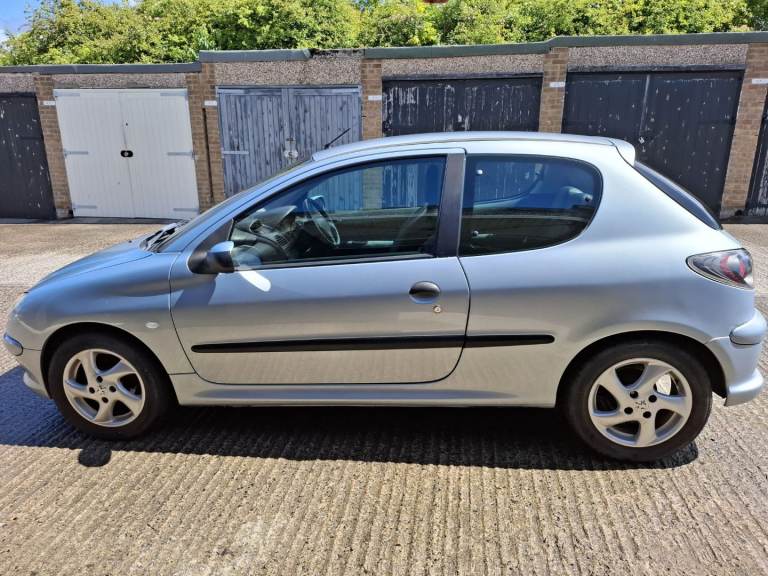 Rare Peugeot, 206, Hatchback, 2003, Automatic, 1360 (cc), 3 doors
