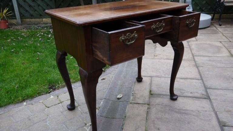 Antique Georgian Lowboy Side Table