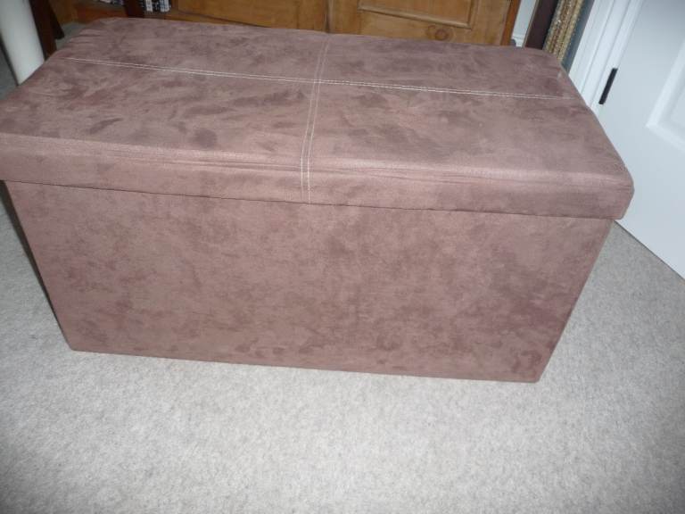 Large Soft Brown Fabric & wood Sturdy Storage bench - collapsible - really useful - must see