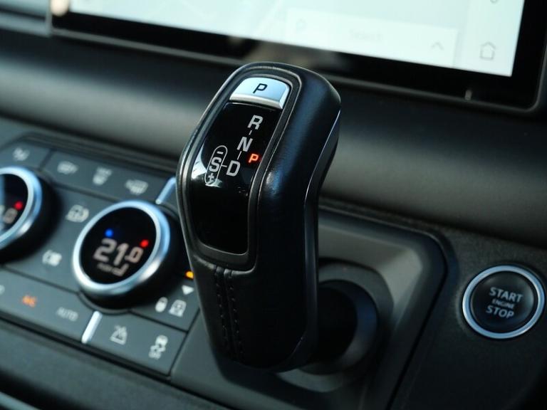 2020 Land Rover Defender 2.0 P300 SE 110 5dr Auto ESTATE PETROL Automatic