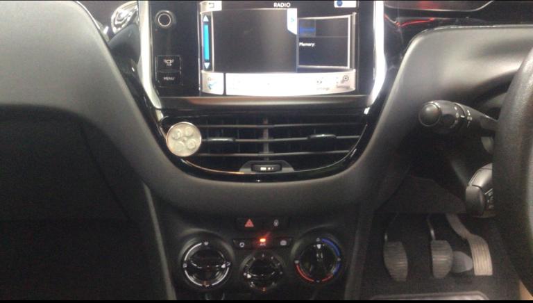 2013 Peugeot 208 1.4 HDi Active 5dr HATCHBACK Diesel Manual