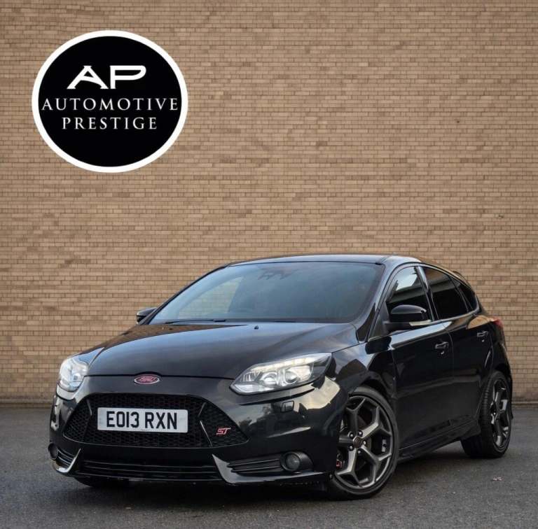 2013 Ford Focus 2.0T ST-3 5dr HATCHBACK PETROL Manual