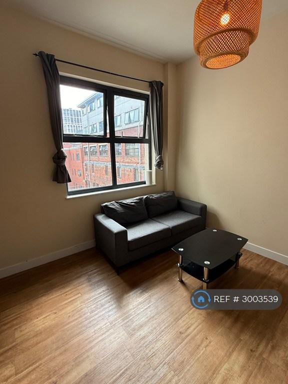 2 bedroom flat in Derwent Foundry, Birmingham, B3 (2 bed) (#3003539)