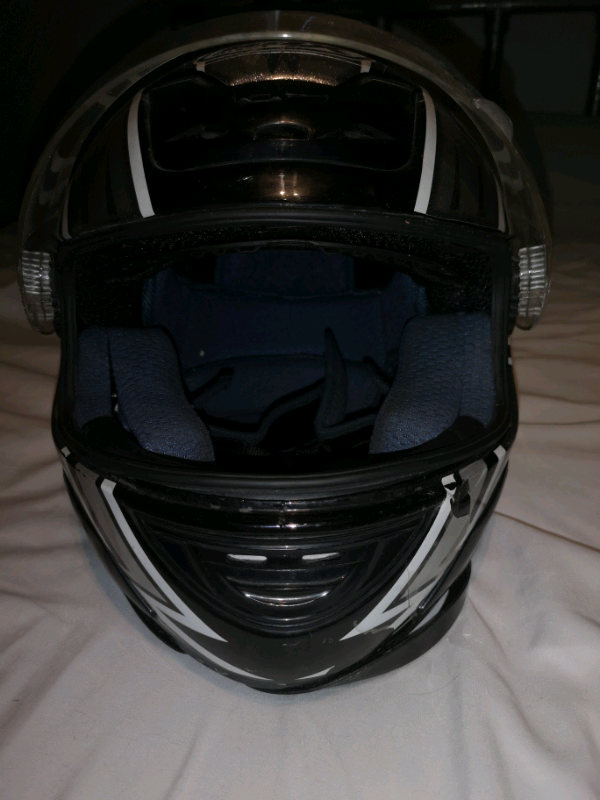 Motorcycle helmet