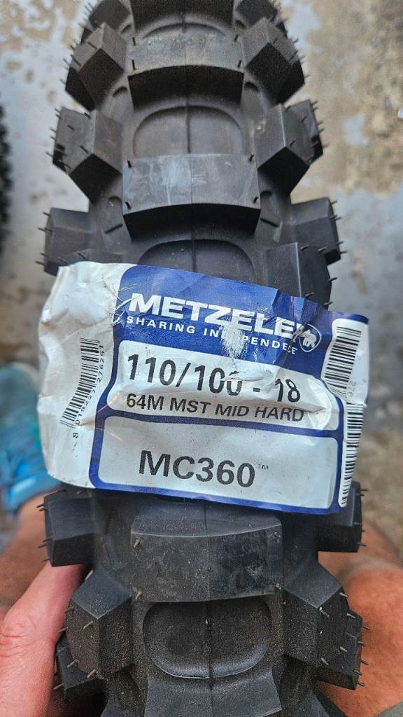 Road Legal 18" MX Tyre Metzeler MC360 Mid Hard 