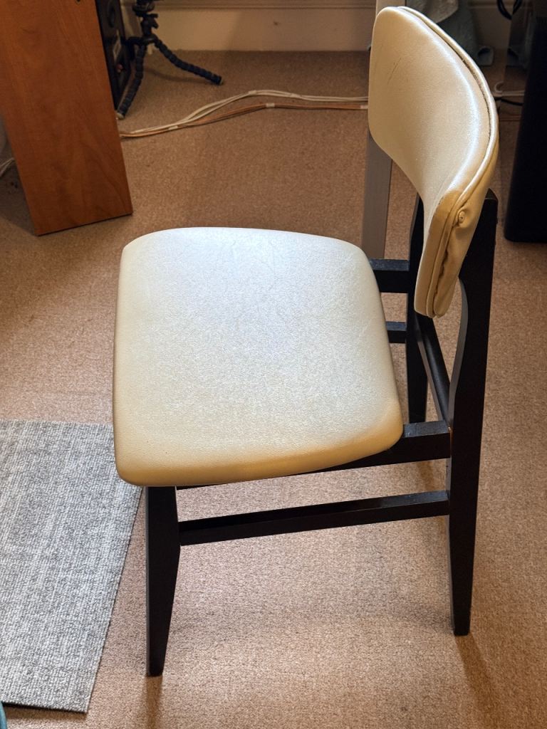 4x Mid century style dining chairs