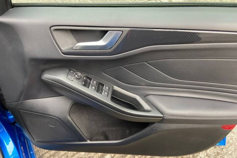 2022 22 FORD FOCUS 1.0T ECOBOOST MHEV ST-LINE VIGNALE ESTATE 5DR PETROL HYBRID M