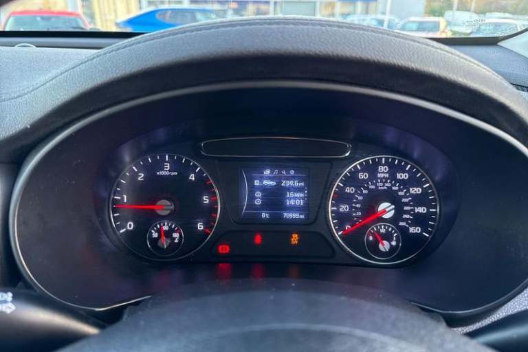 2016 Kia Sorento 2.2 CRDi KX-1 5dr ** Tow Bar ** Manual Station Wagon Diesel Manual