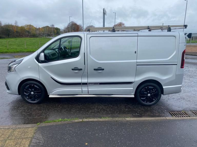 2019 19 RENAULT TRAFIC 1.6 DCI ENERGY PREMIER EDITION NAV NO VAT PART DAY VAN EU