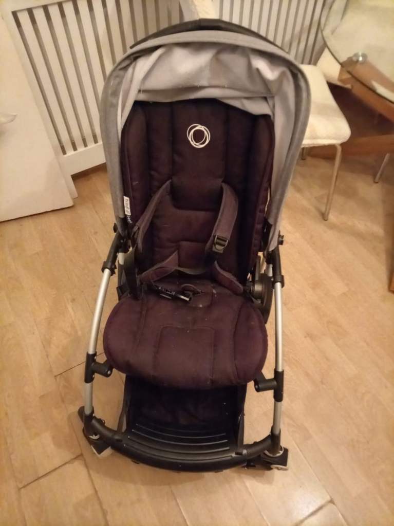 Bugaboo bee 5 with accessories 