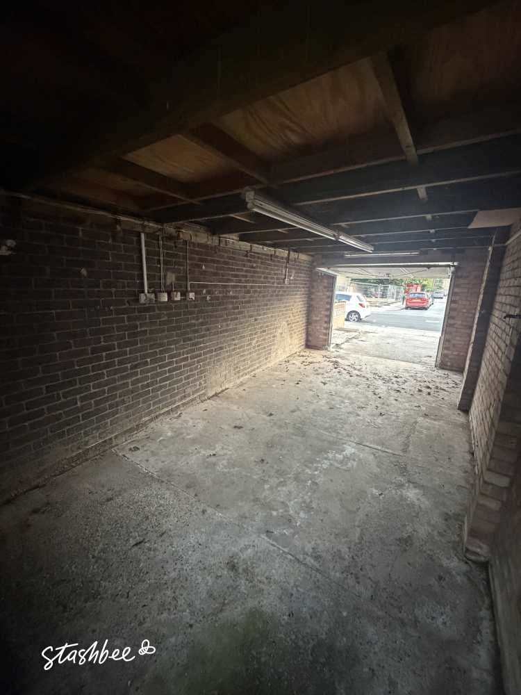 Garage to rent in London (SE2) | Stashbee