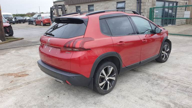 **For parts** Peugeot 2008 GT Line, 1.6 diesel 6 speed (2017).