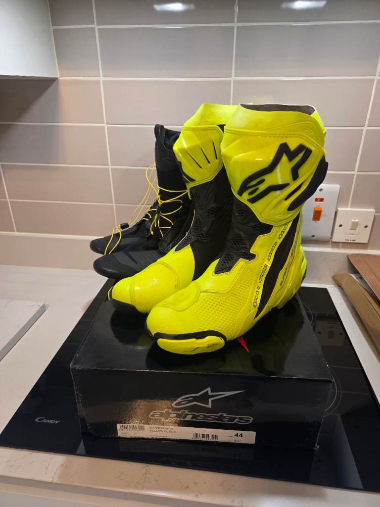 Alpinestars supertech R boots 