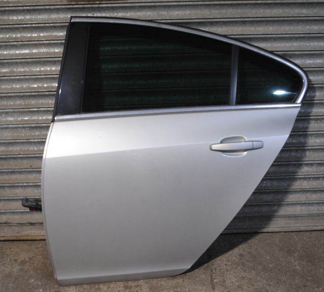 2014-2017 VAUXHALL INSIGNIA MK1 FACELIFT REAR LEFT PASSENGER SIDE DOOR Z176
