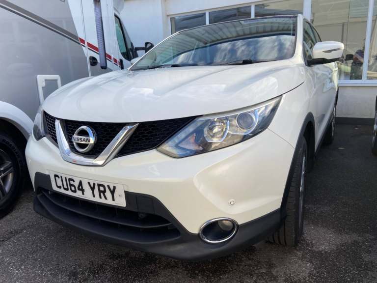 2014 Nissan Qashqai 1.5 dCi Acenta Premium 5dr HATCHBACK Diesel Manual