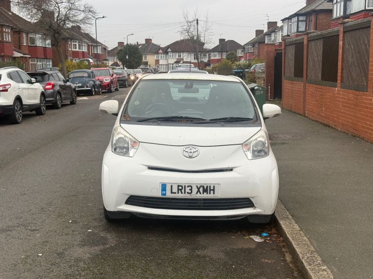 2013 “13 Toyota IQ 1.0 Petrol Manual 100% Hpi Clear not Aygo Yaris smart car Fortwo 