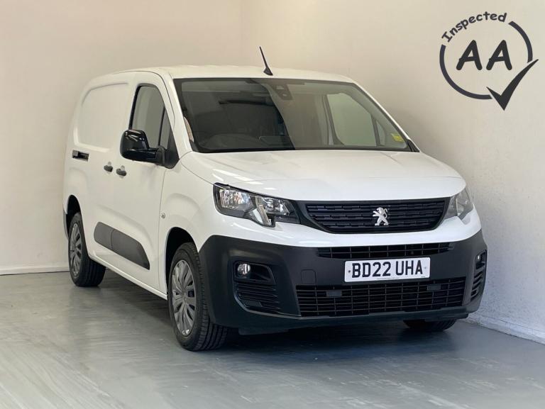 2022 Peugeot Partner 850 Professional Premium LWB 1.5 BlueHDi 100ps Combi Van Diesel Manual