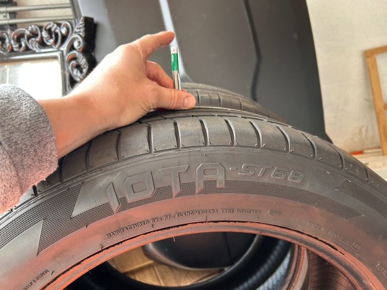 Pair of IOTA ST68 Accelera 235/55R19 TYRES