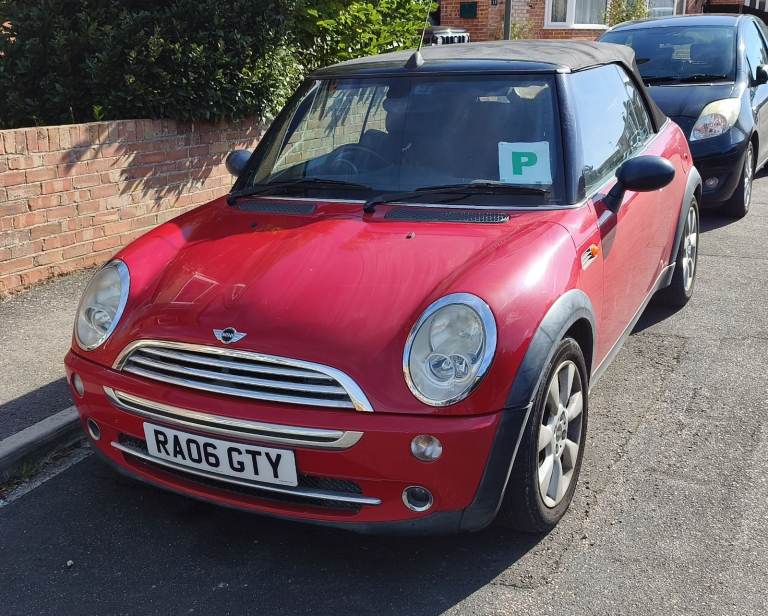 Mini, CONVERTIBLE, Convertible, 2006, Manual, 1598 (cc), 2 doors