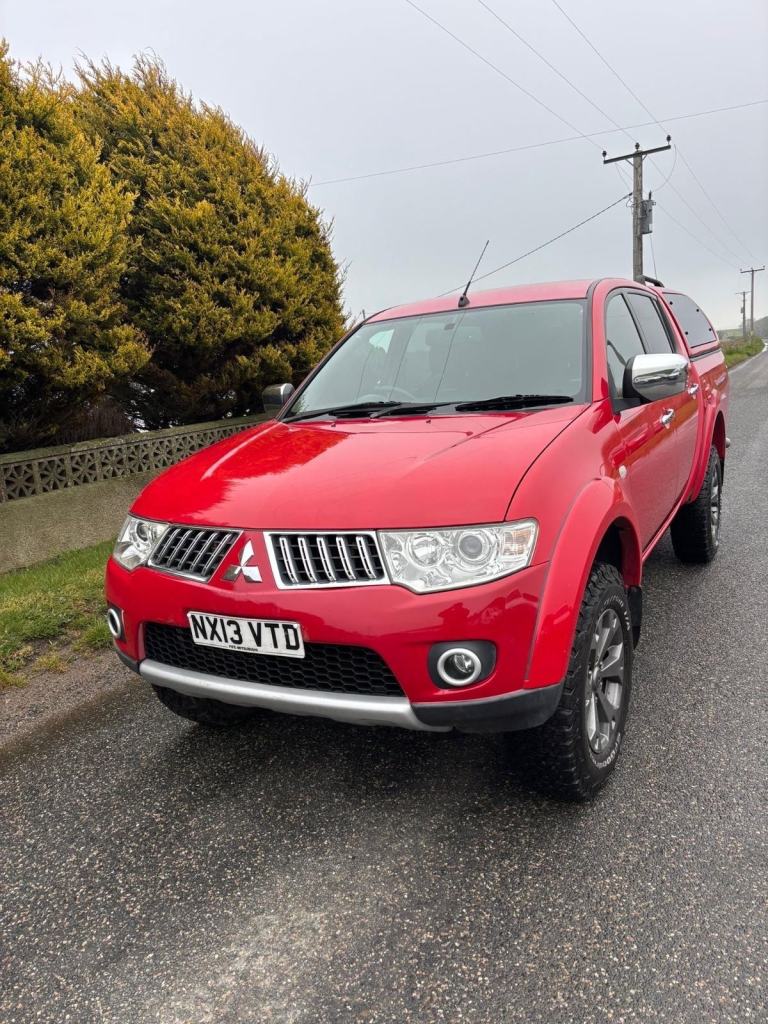 2013 13 Mitsubishi L200 Warrior 4x4 Red 2.5 Diesel MOT 06/2027.