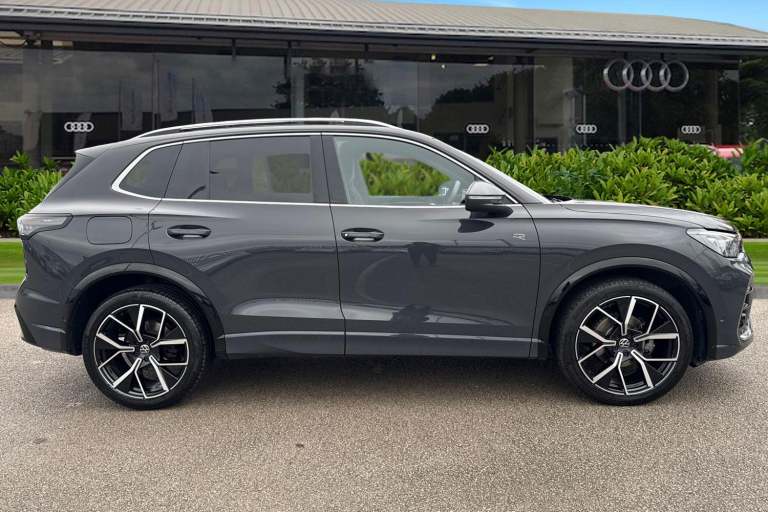 2024 Volkswagen Tiguan 1.5 eTSI MHEV R-Line DSG Euro 6 (s/s) 5dr SUV Automatic