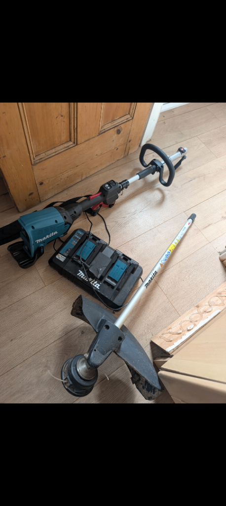 Makita Cordless multi tool with Grass Trimmer with Charger & Batteries