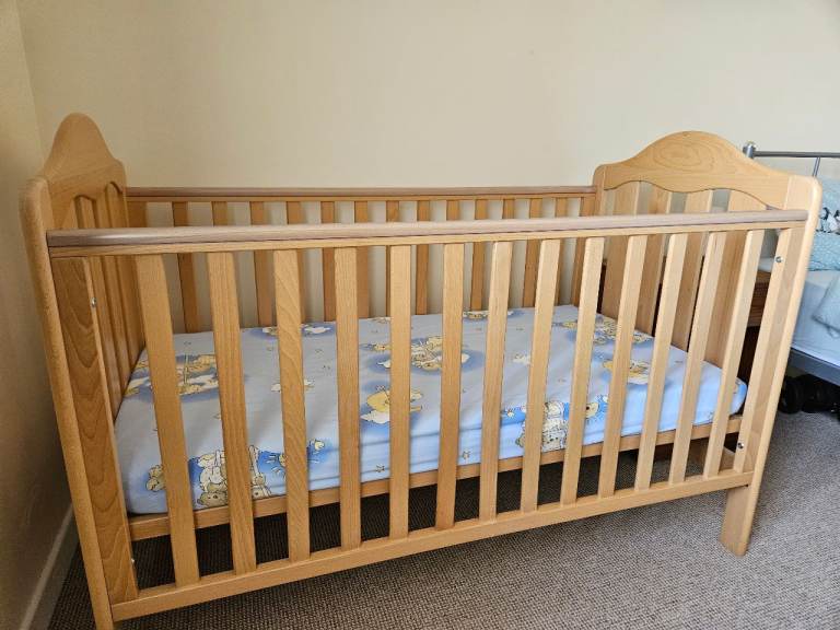 Mamas & Papas Cot bed