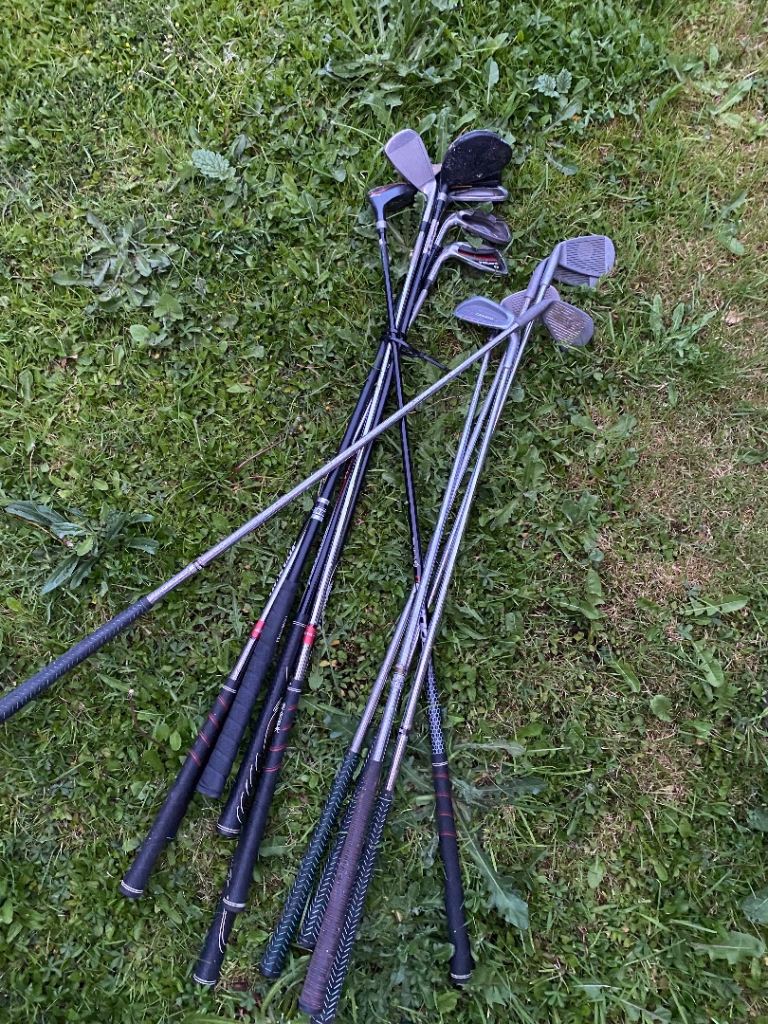 Many left handed golf clubs