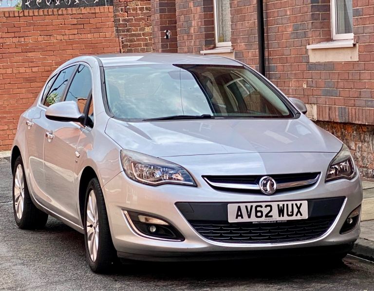 Vauxhall, ASTRA, Hatchback, 2012, Other, 1598 (cc), 5 doors