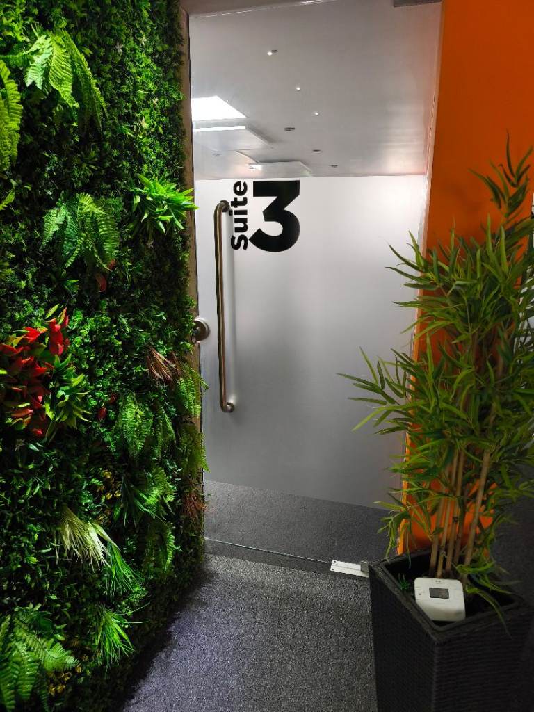 Falkirk town centre office fk11nh