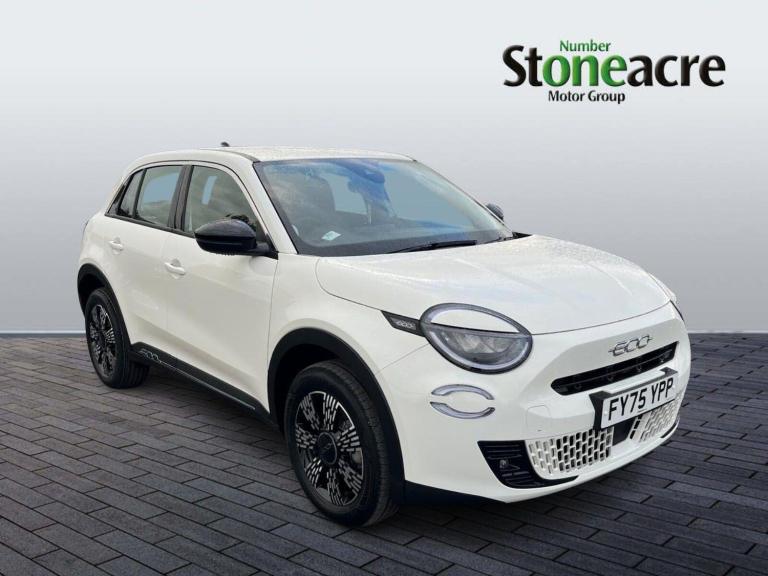 2025 Fiat 600 1.2 Hybrid 48V 136 5dr eDCT-6 HATCHBACK PETROL Automatic