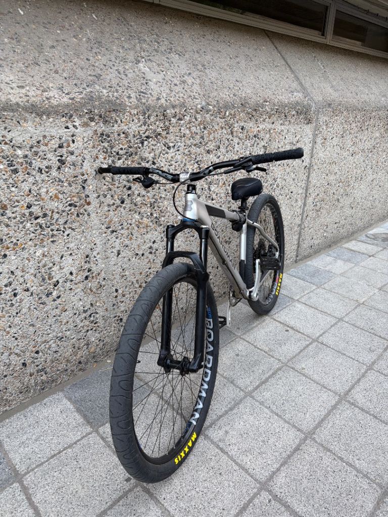 Boardman Mountain Bike – Grey, Good Condition