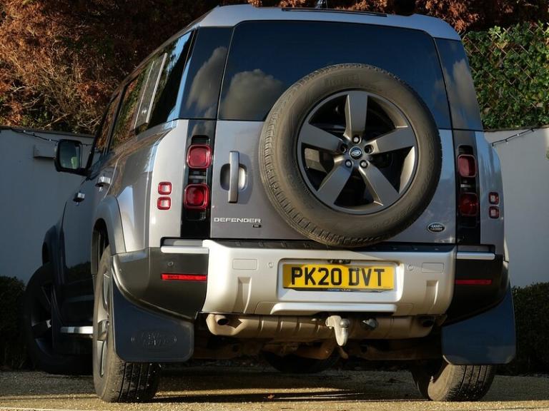 2020 Land Rover Defender 2.0 P300 SE 110 5dr Auto ESTATE PETROL Automatic