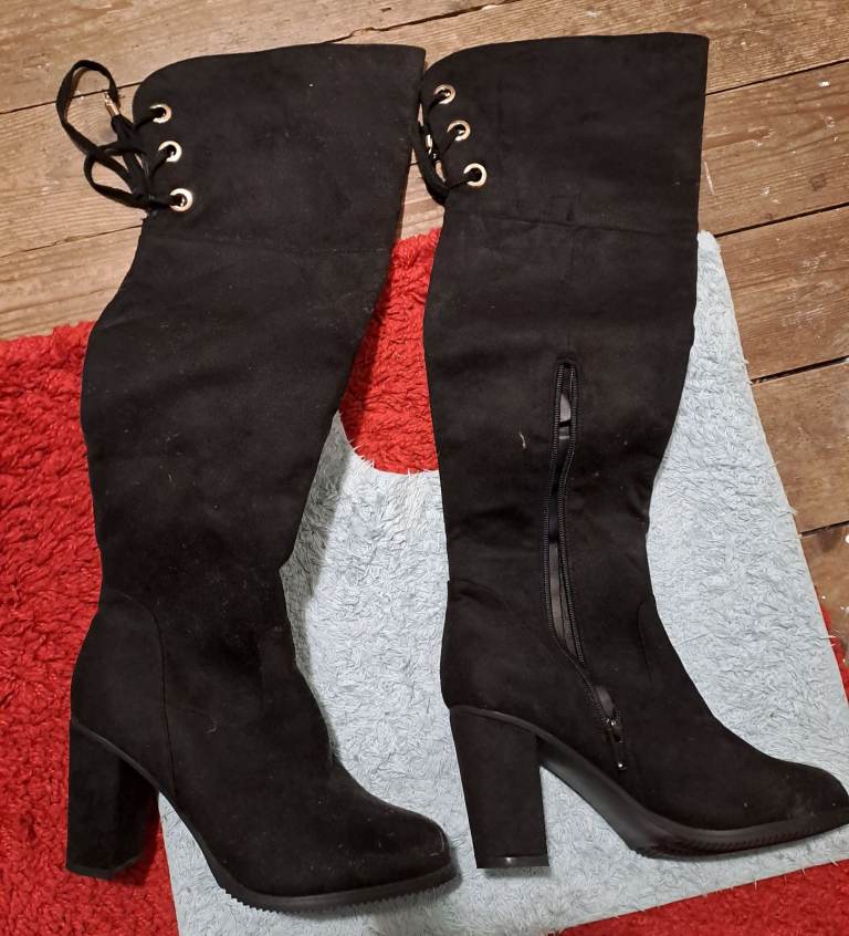 Ladies suede over knee high boots size 7