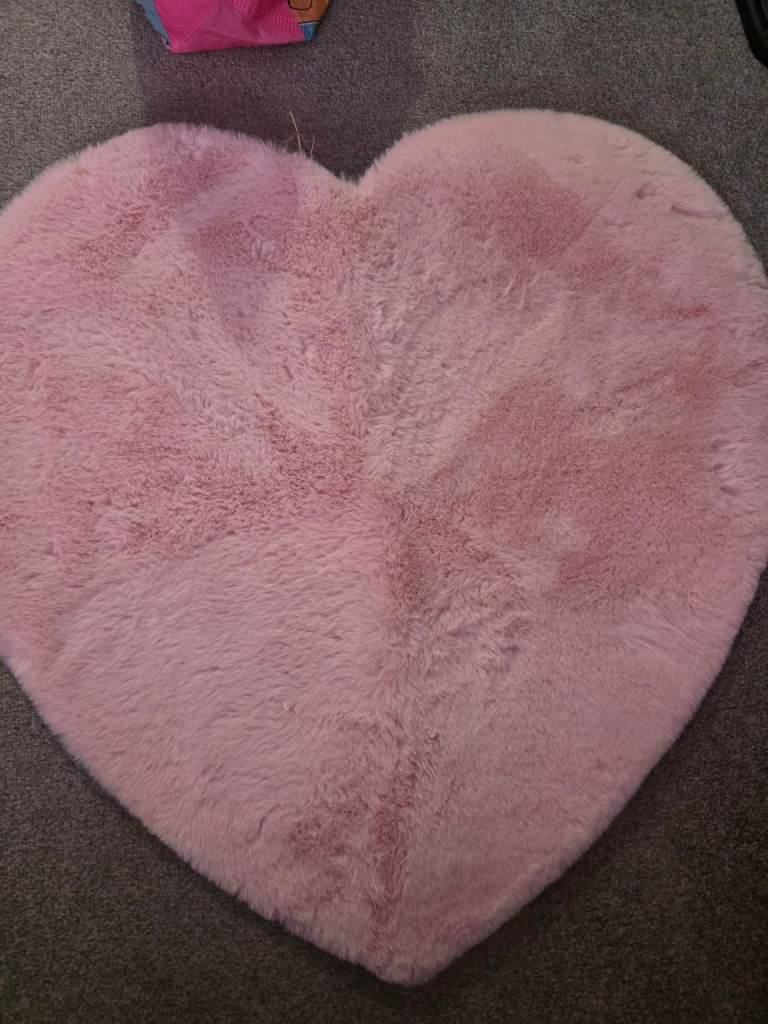 Brand new pink girls rug