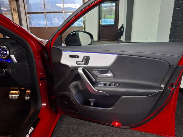2019 Mercedes-Benz A-Class 2.0 A35 AMG (Premium Plus) Hatchback 5dr Petrol SpdS DCT 4MATIC Euro 6...