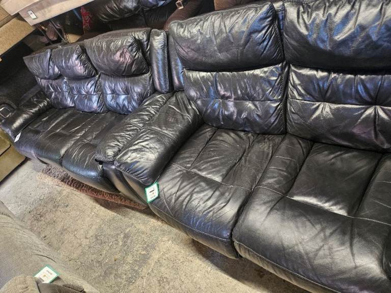 Exdisplay recliner 3+2 sofa set 