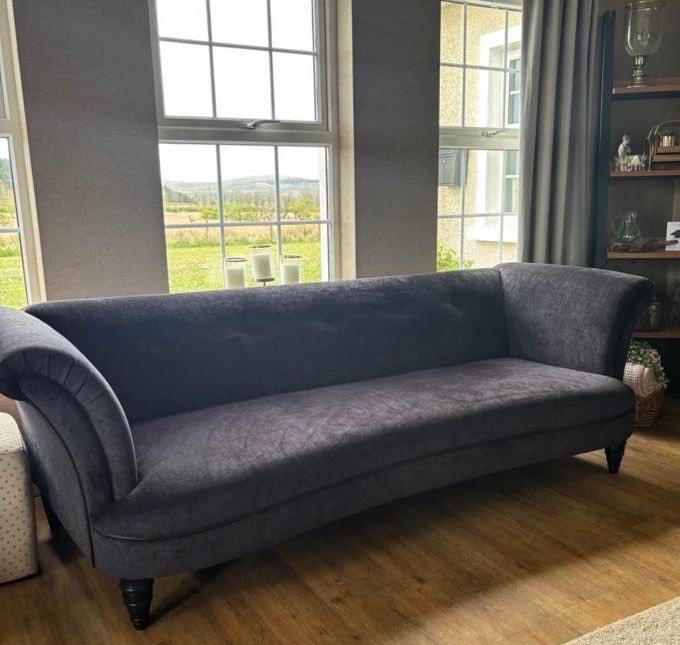 2 DFs sofas 