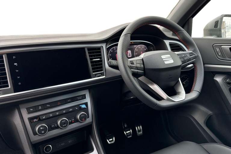 2025 SEAT Ateca 1.5 TSI EVO FR Black Edition Euro 6 (s/s) 5dr SUV PETROL Manual