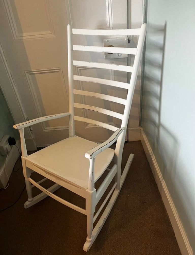 Solid Wood shaker style Rocking Chair 