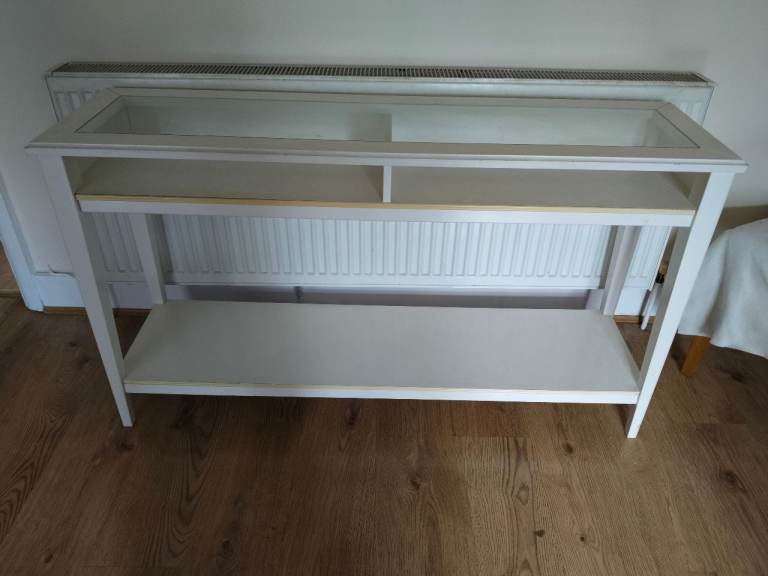 Lovely Designer Laura Ashley White Console Table with Glass Top and Shelf 