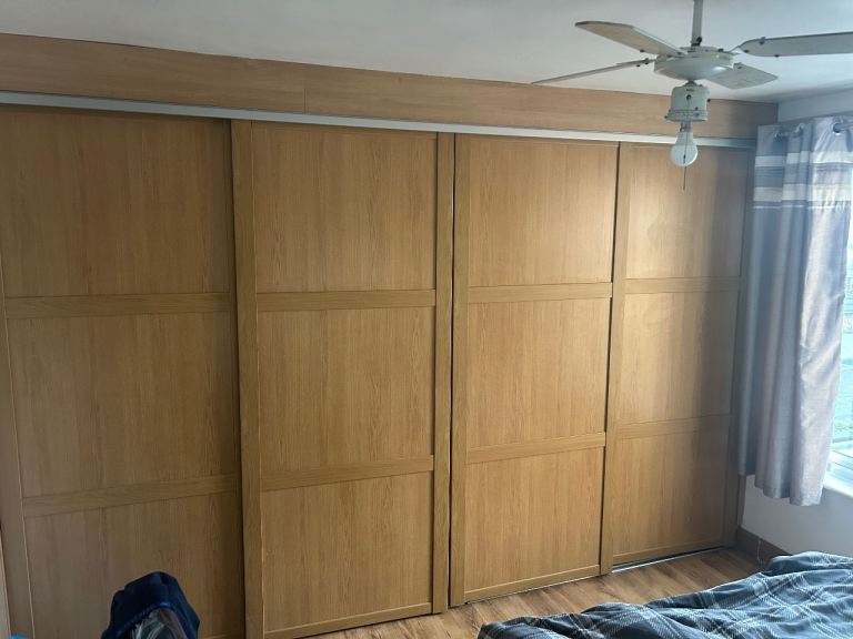 Sliding wardrobe 